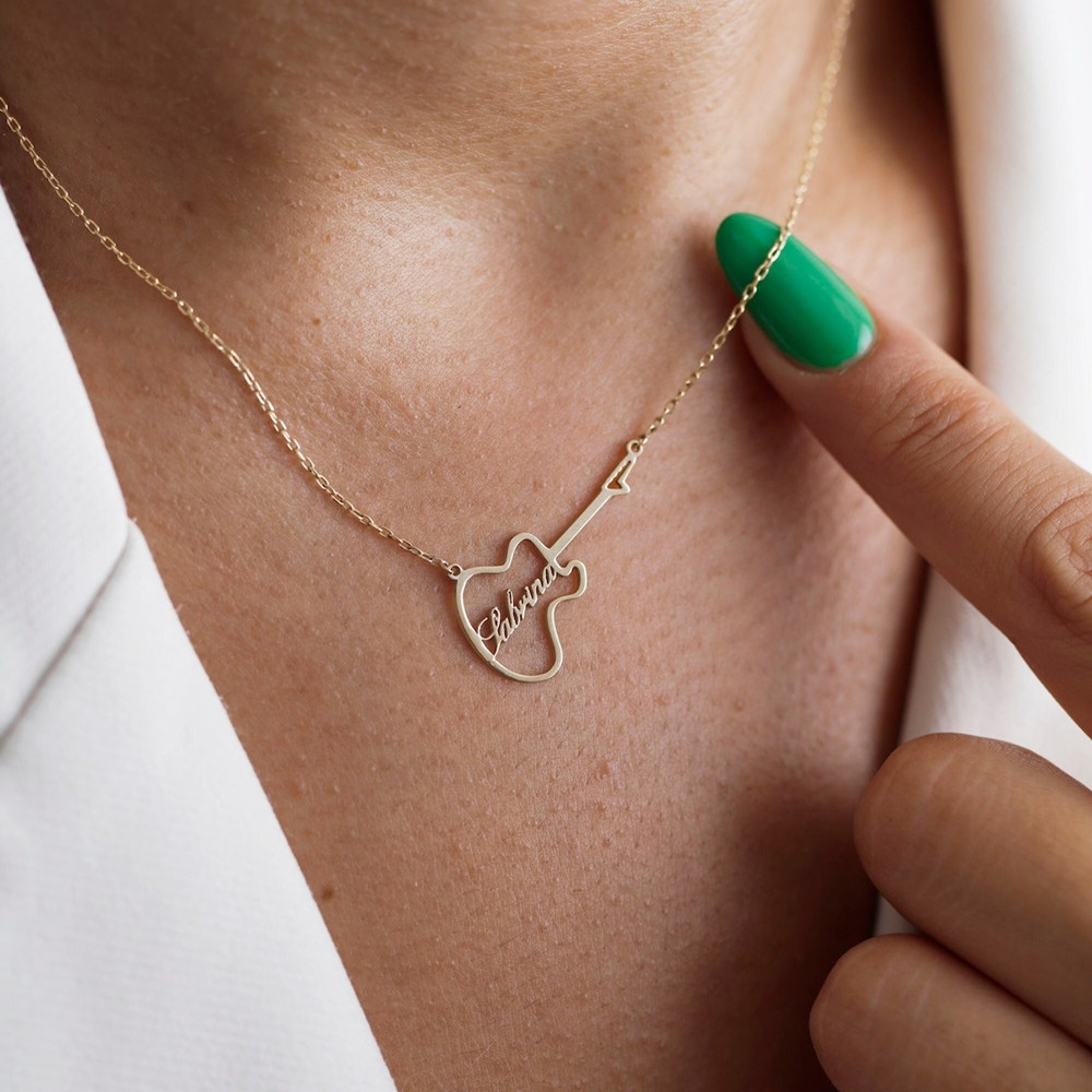 Musical Instrument And Names - Collier personnalisé avec symbole de guitare,